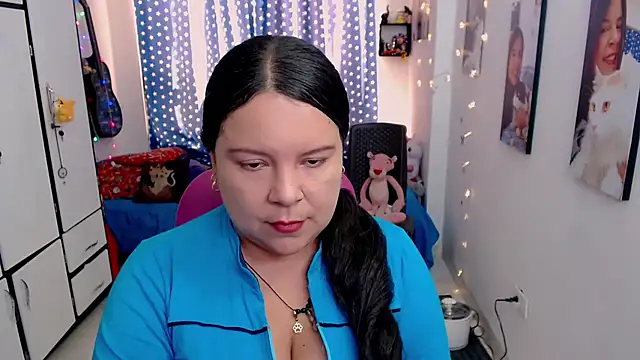 claryssa  online show from 11-10-25, 07:08