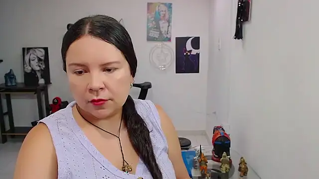 claryssa  online show from 05-28-26, 06:58