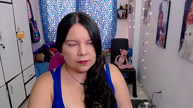 claryssa  online show from 10-18-25, 04:53