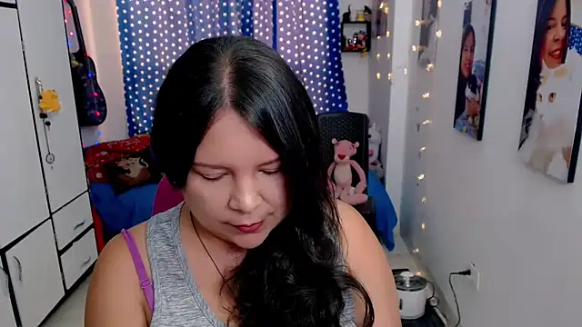 claryssa  online show from 11-11-25, 08:36