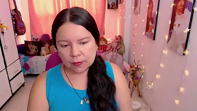 claryssa  online show from 05-08-26, 06:23