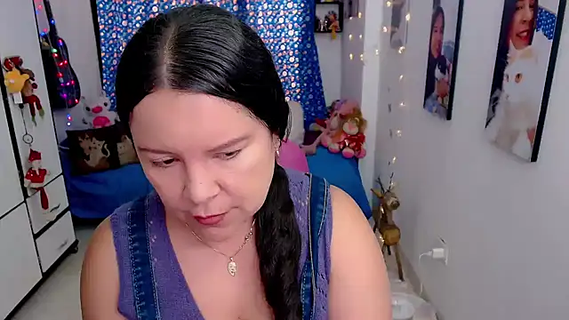 claryssa  online show from 02-28-26, 07:02