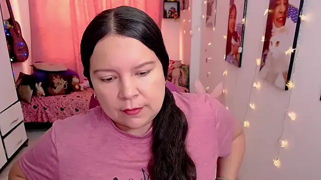 claryssa  online show from 04-10-26, 07:21