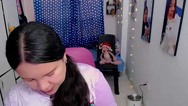 claryssa  online show from 12-04-25, 09:03