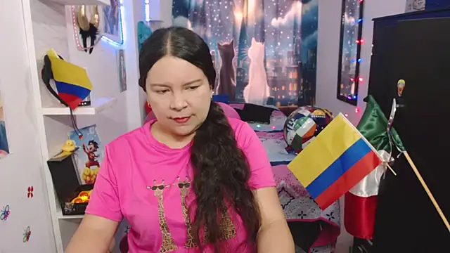 Snapshot of claryssa_ chatting on 07-12-26, 12:28 claryssa online show from 07-12-26, 12:28