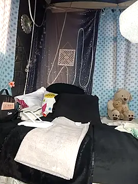 Horny kaylee online show from 02-11-26, 09:58