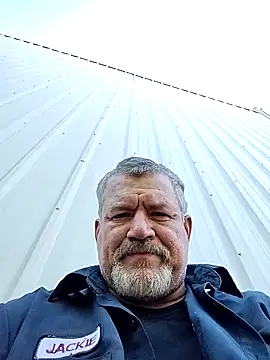 bigdoog8 online show from 04-06-26, 04:52