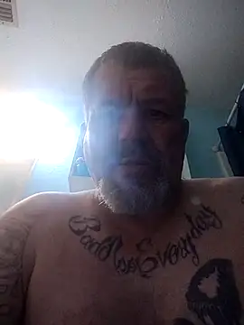 bigdoog8 online show from 04-09-26, 07:03