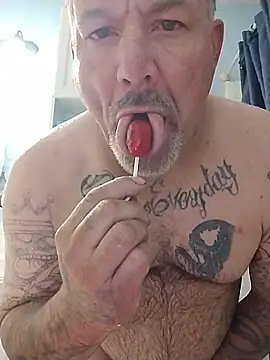 bigdoog8 online show from 06-19-26, 07:25
