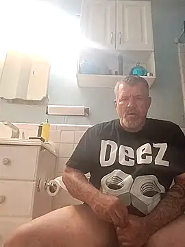 bigdoog8 online show from 04-09-26, 11:11