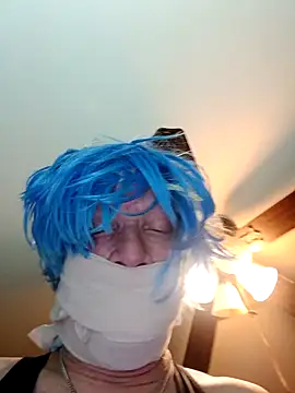 Snapshot of Hugebwc102 chatting on 02-04-25, 12:22 Hugebwc102 online show from 02-04-25, 12:22