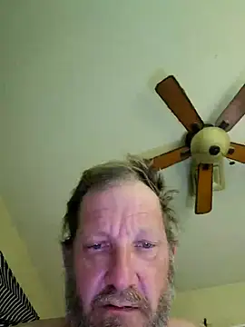 Snapshot of Hugebwc102 chatting on 10-08-25, 04:25 Hugebwc102 online show from 10-08-25, 04:25