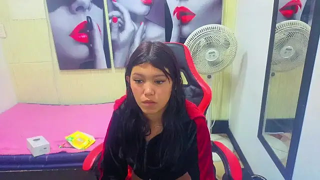 emily rosse04 online show from 10-08-25, 01:12