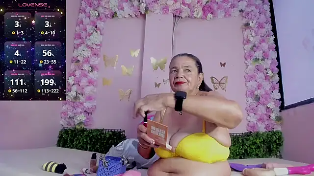 grandmother milf online show from 05-16-26, 12:37