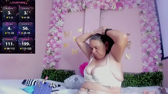 grandmother milf online show from 05-13-26, 12:45