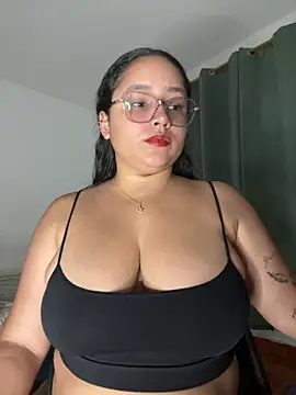 CurlyGirl 1 online show from 10-15-25, 07:11