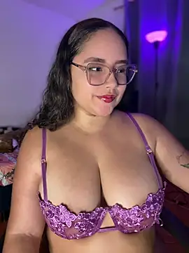 CurlyGirl 1 online show from 05-17-26, 06:19