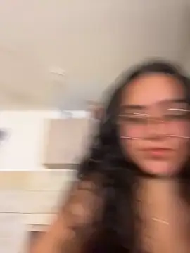 CurlyGirl 1 online show from 12-22-25, 10:43