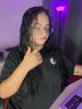 CurlyGirl 1 online show from 03-24-26, 11:16