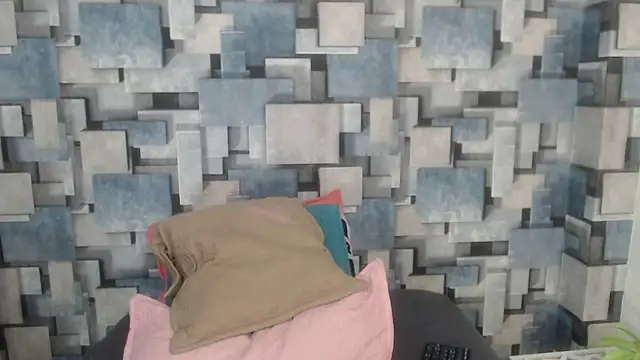 Snapshot of angel_dthroatt chatting on 01-08-26, 12:11 angel dthroatt online show from 01-08-26, 12:11