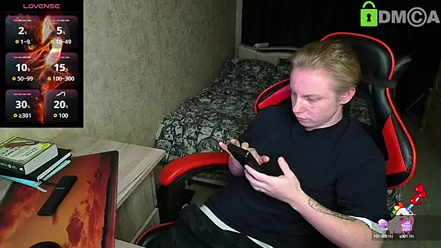Snapshot of Alexis_Gordon chatting on 10-02-25, 07:28 Alexis Gordon online show from 10-02-25, 07:28