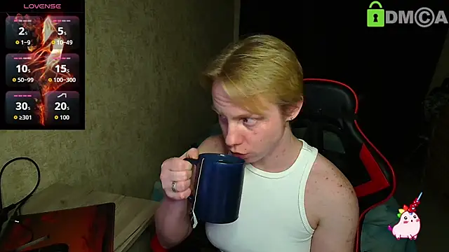 Alexis Gordon online show from 10-28-25, 07:46