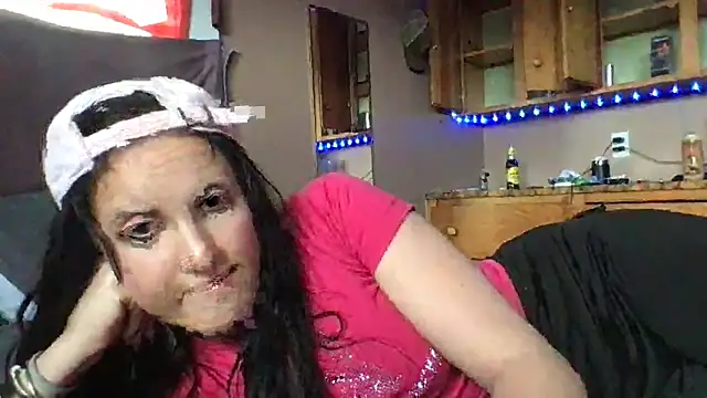 kittycatkendra online show from 04-15-26, 06:34
