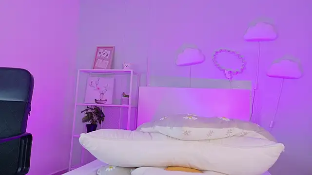 CristalCornner  online show from 01-13-26, 08:13