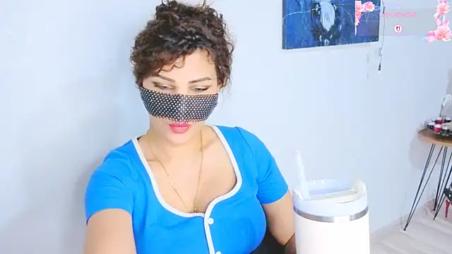 Snapshot of Turkish_Latina chatting on 07-14-26, 10:16 Turkish Latina online show from 07-14-26, 10:16