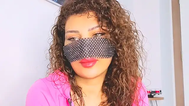 Turkish Latina online show from 05-28-26, 10:43