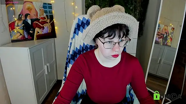 Melissa Wells online show from 10-15-25, 02:36