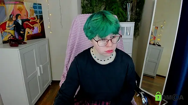Melissa Wells online show from 02-28-25, 08:39