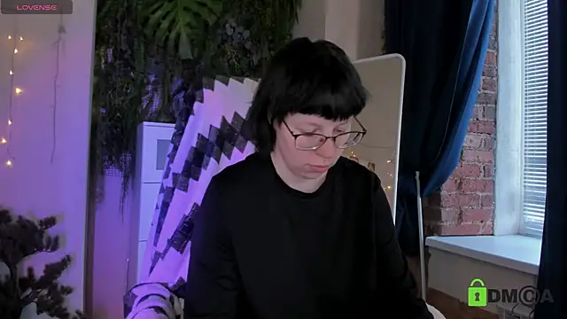 Melissa Wells online show from 05-25-26, 06:01