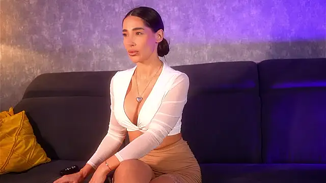 Miriam fox online show from 03-15-26, 07:26