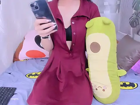 Ly   online show from 04-23-26, 02:51