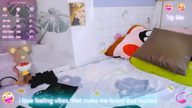 Snapshot of Ly__ chatting on 02-10-26, 03:05 Ly online show from 02-10-26, 03:05