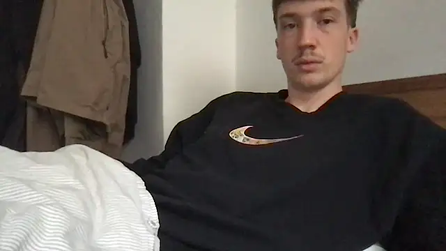 hungandfun05 online show from 10-13-25, 07:43