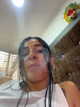 Meganmilk1 online show from 03-18-26, 03:03