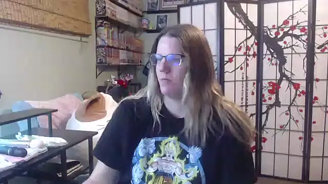 Snapshot of Sarahtineke chatting on 02-17-26, 03:15 Sarahtineke online show from 02-17-26, 03:15