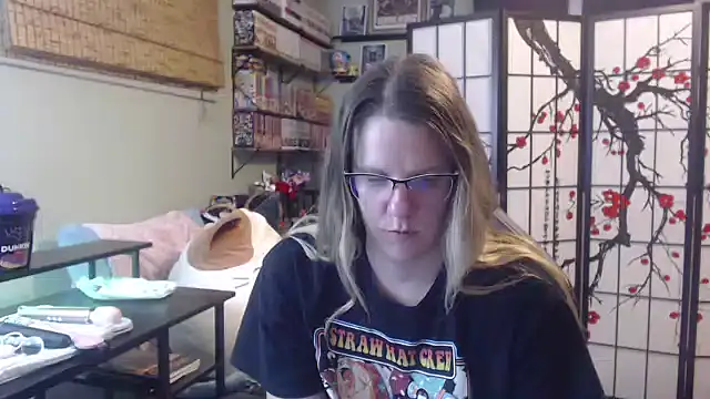 Snapshot of Sarahtineke chatting on 03-02-26, 02:57 Sarahtineke online show from 03-02-26, 02:57
