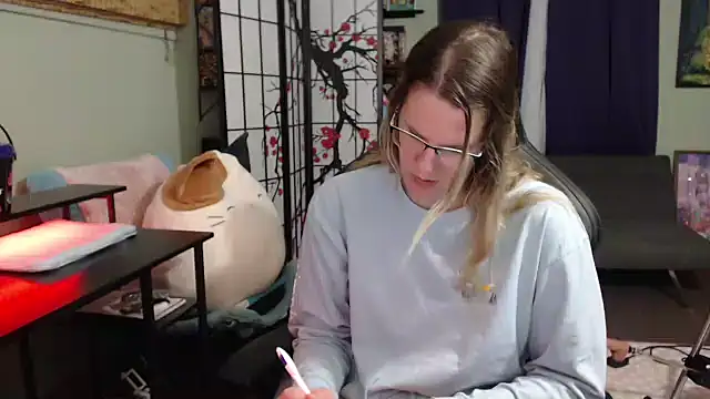 Snapshot of Sarahtineke chatting on 11-10-25, 01:21 Sarahtineke online show from 11-10-25, 01:21