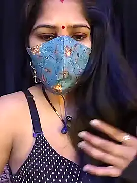 Snapshot of MUMTAJ_1 chatting on 12-10-24, 11:08 MUMTAJ 1 online show from 12-10-24, 11:08