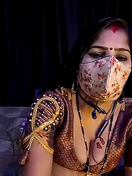 Snapshot of MUMTAJ_1 chatting on 01-07-25, 08:31 MUMTAJ 1 online show from 01-07-25, 08:31