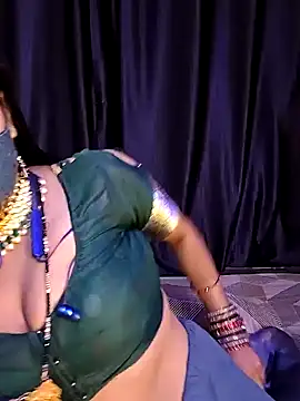 Snapshot of MUMTAJ_1 chatting on 01-12-25, 01:42 MUMTAJ 1 online show from 01-12-25, 01:42