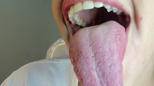 Katty mouth online show from 01-17-26, 09:07