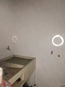 Snapshot of VivienAndClark chatting on 10-10-25, 04:08 VivienAndClark online show from 10-10-25, 04:08