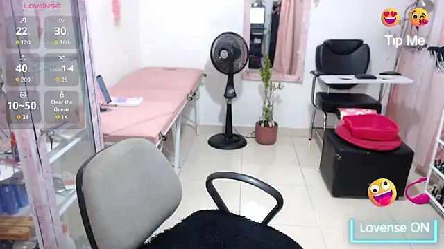 titsbiglovers online show from 07-16-26, 06:27