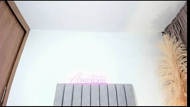 Snapshot of AmatistaSallow__ chatting on 02-18-25, 03:53 AmatistaSallow online show from 02-18-25, 03:53