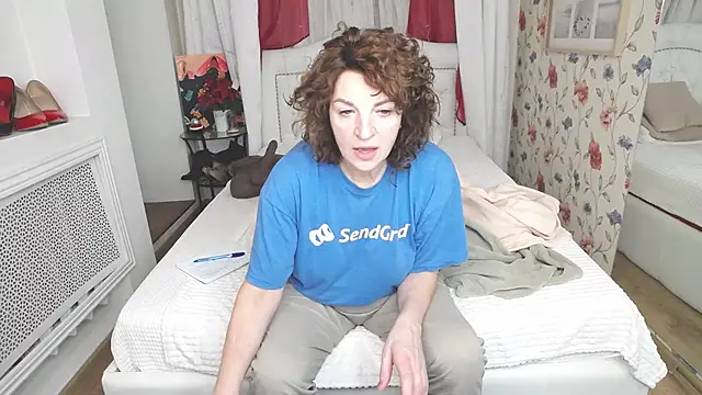 AmiHotGranny online show from 02-17-26, 05:38