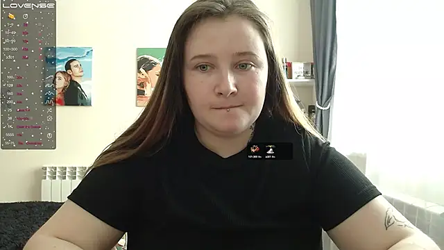 Snapshot of Light_Luna chatting on 02-10-25, 05:14 Light Luna online show from 02-10-25, 05:14